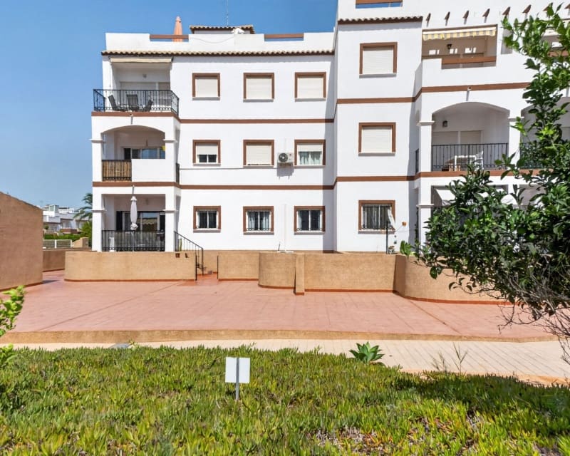 2 soveværelse Lejlighed til salg i Orihuela Costa med swimmingpool garage - € 230.000 (Ref: 10167020)