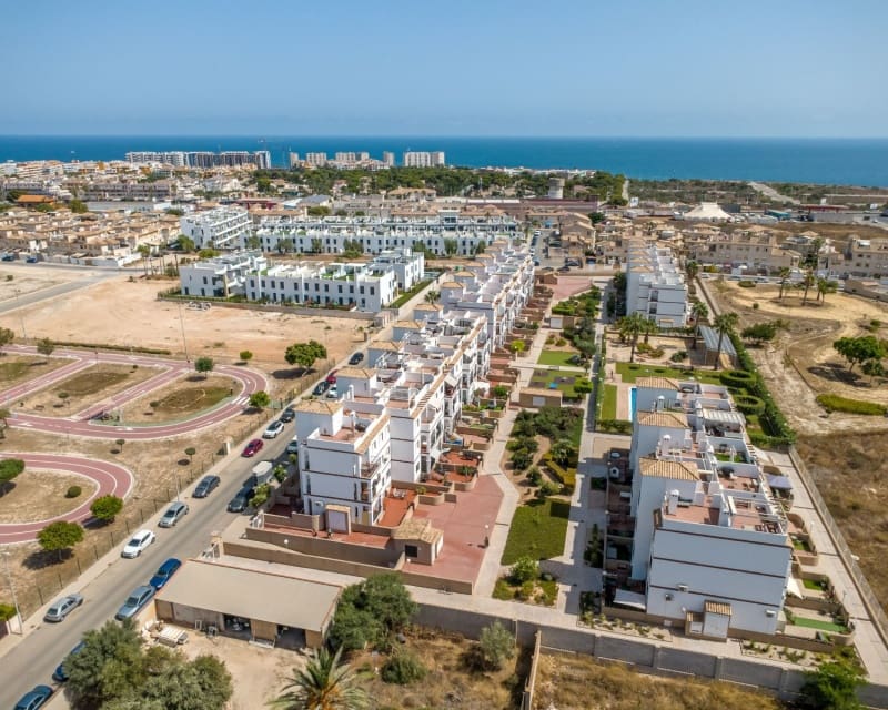 2 soveværelse Lejlighed til salg i Orihuela Costa med swimmingpool garage - € 230.000 (Ref: 10167020)