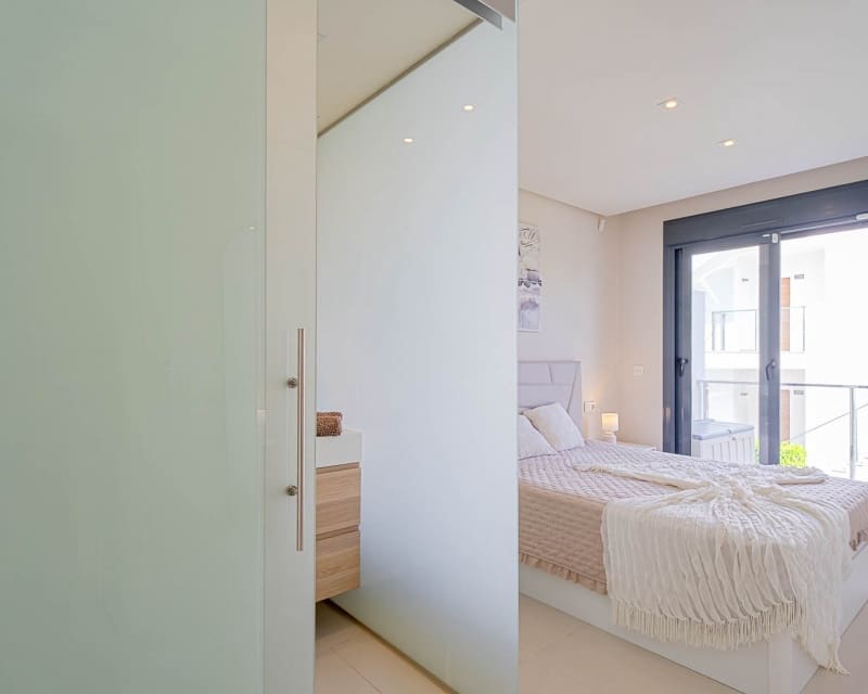 2 soverom Leilighet til salgs i Orihuela Costa med svømmebasseng garasje - € 270 000 (Ref: 10167021)