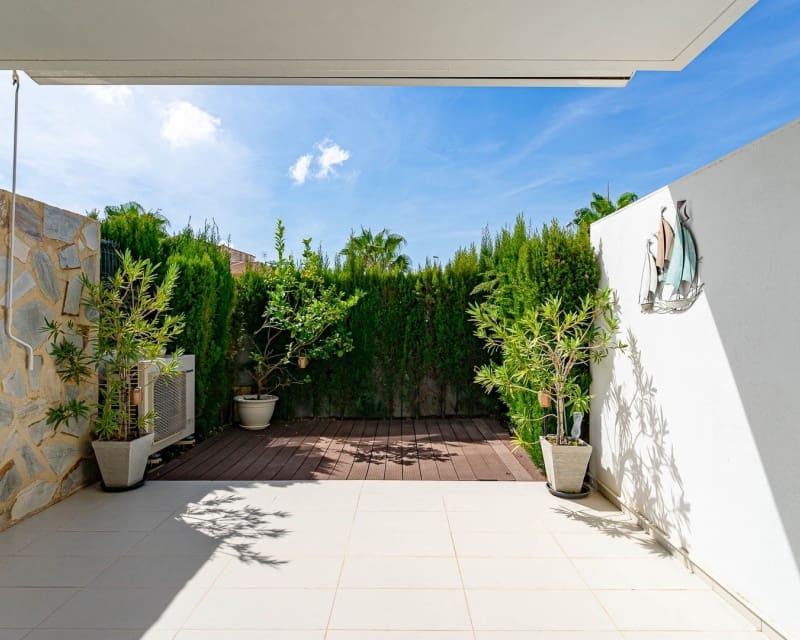 2 soverom Leilighet til salgs i Orihuela Costa med svømmebasseng garasje - € 270 000 (Ref: 10167021)