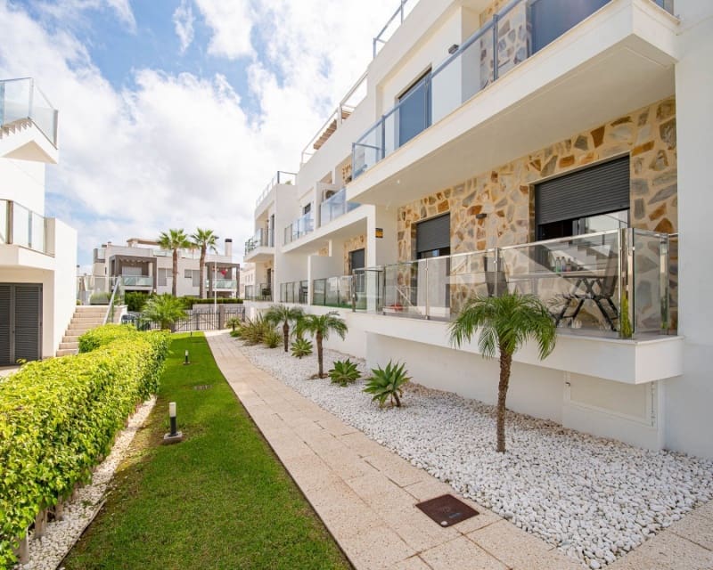 2 soverom Leilighet til salgs i Orihuela Costa med svømmebasseng garasje - € 270 000 (Ref: 10167021)