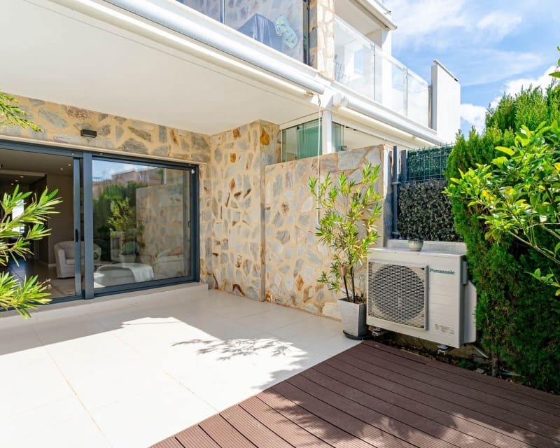 2 soverom Leilighet til salgs i Orihuela Costa med svømmebasseng garasje - € 270 000 (Ref: 10167021)