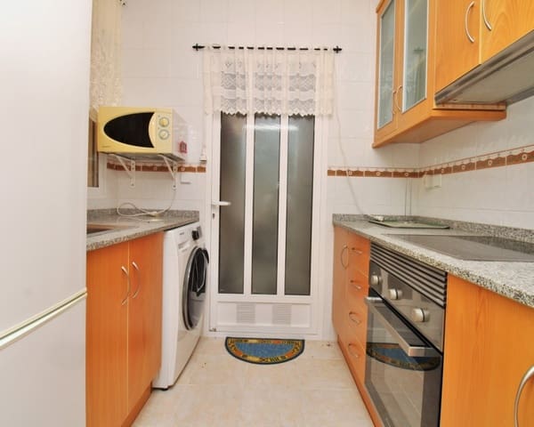 3 soveværelse Villa til salg i Playa Flamenca, Orihuela med swimmingpool garage - € 225.000 (Ref: 10167023)