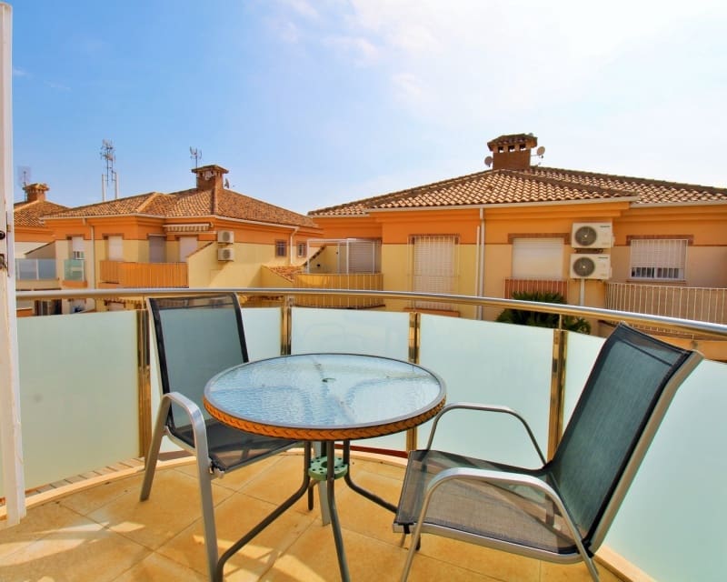 3 soveværelse Villa til salg i Playa Flamenca med swimmingpool garage - € 225.000 (Ref: 10167023)