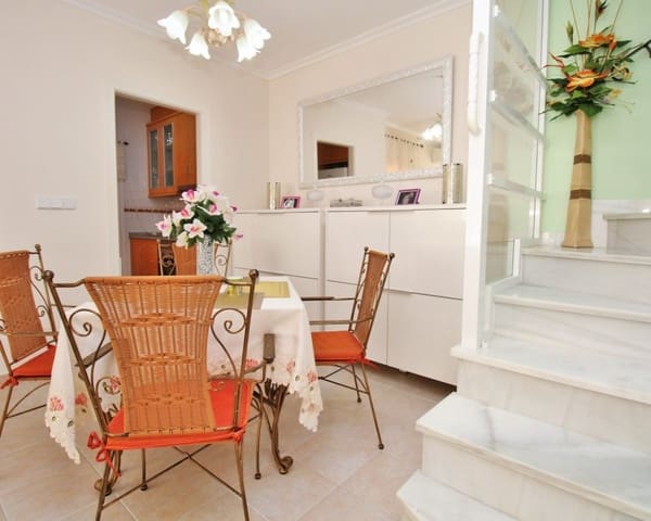 3 soveværelse Villa til salg i Playa Flamenca, Orihuela med swimmingpool garage - € 225.000 (Ref: 10167023)