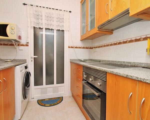 3 soveværelse Villa til salg i Playa Flamenca, Orihuela med swimmingpool garage - € 225.000 (Ref: 10167023)