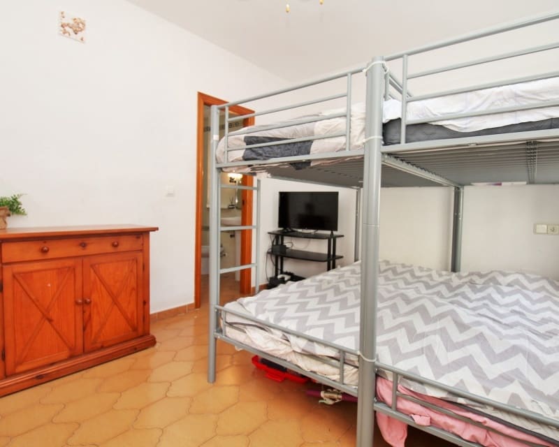 1 bedroom Apartment for sale in Villamartin with pool - € 119,950 (Ref: 10167024)