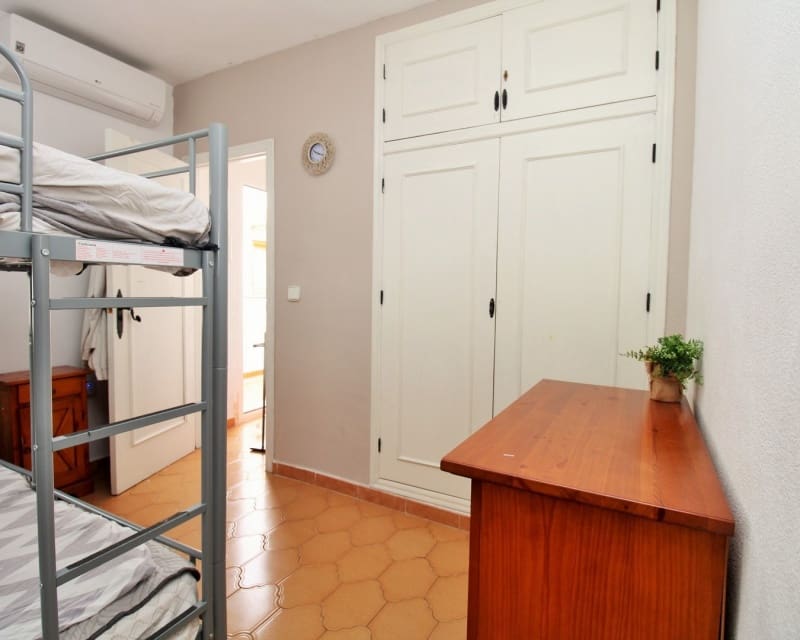 1 bedroom Apartment for sale in Villamartin with pool - € 119,950 (Ref: 10167024)