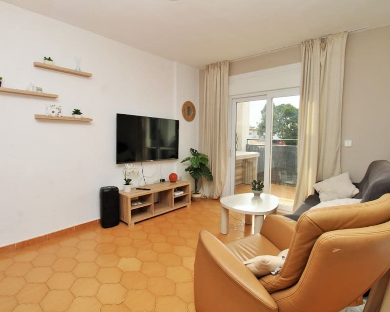 1 bedroom Apartment for sale in Villamartin with pool - € 119,950 (Ref: 10167024)