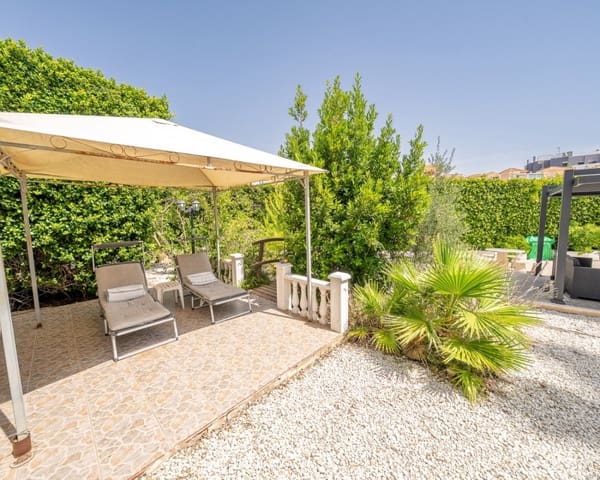 3 soveværelse Villa til salg i Playa Flamenca, Orihuela med swimmingpool - € 529.900 (Ref: 10167026)