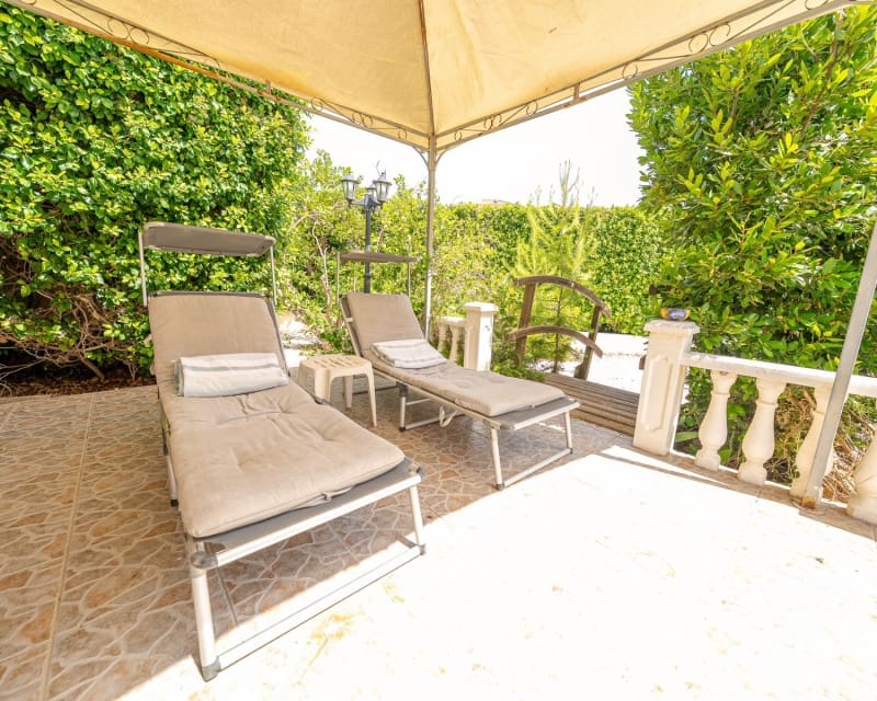 3 soveværelse Villa til salg i Playa Flamenca med swimmingpool - € 529.900 (Ref: 10167026)