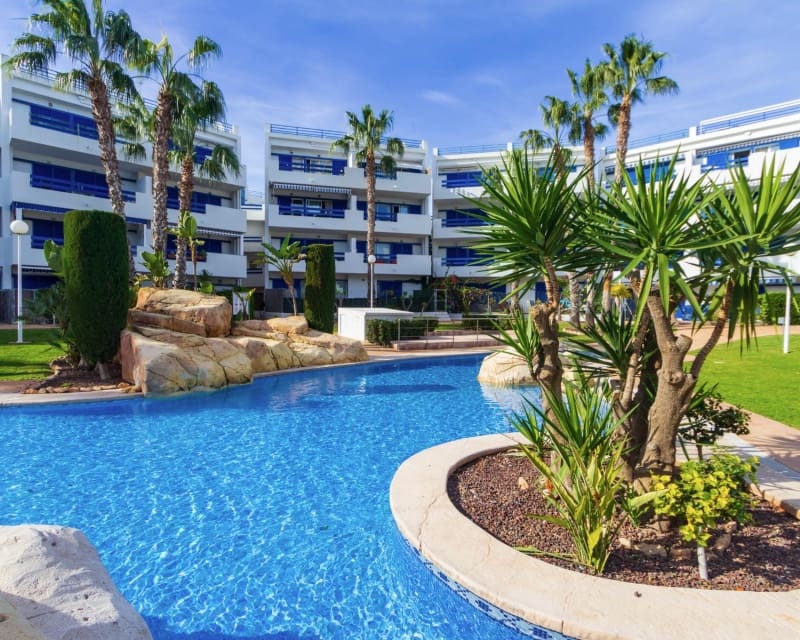 2 sovrum Lägenhet till salu i Playa Flamenca med pool garage - 239 000 € (Ref: 10167027)