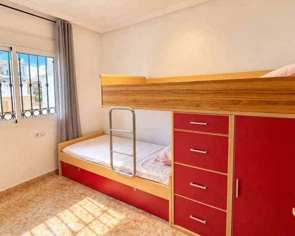 2 soverom Villa til salgs i Punta Prima, Orihuela med svømmebasseng garasje - € 219 000 (Ref: 10167031)