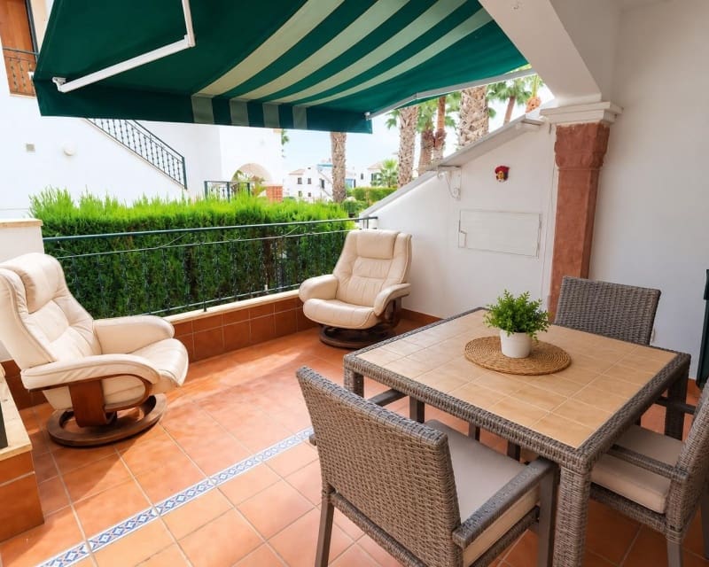 2 soverom Hus til salgs i Villamartin med svømmebasseng garasje - € 234 000 (Ref: 10167035)