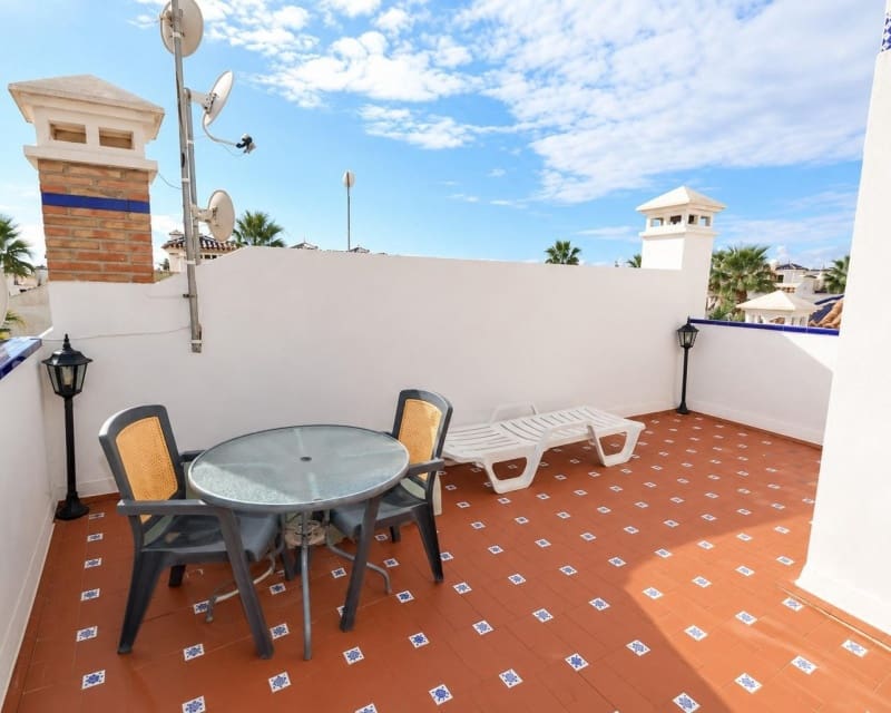 2 soverom Hus til salgs i Villamartin med svømmebasseng garasje - € 234 000 (Ref: 10167035)