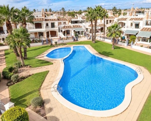 2 soverom Hus til salgs i Villamartin, Orihuela med svømmebasseng garasje - € 234 000 (Ref: 10167035)