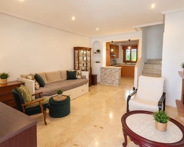 2 soverom Hus til salgs i Villamartin, Orihuela med svømmebasseng garasje - € 234 000 (Ref: 10167035)