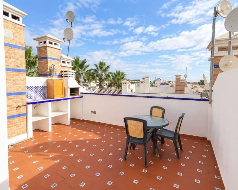 2 soverom Hus til salgs i Villamartin med svømmebasseng garasje - € 234 000 (Ref: 10167035)