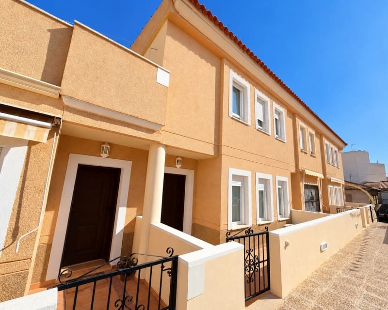 3 slaapkamer Huis te koop in Daya Nueva met garage - € 180.000 (Ref: 10167038)