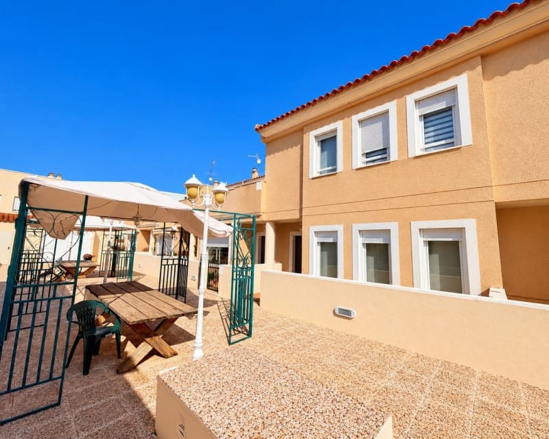 3 slaapkamer Huis te koop in Daya Nueva met garage - € 180.000 (Ref: 10167038)