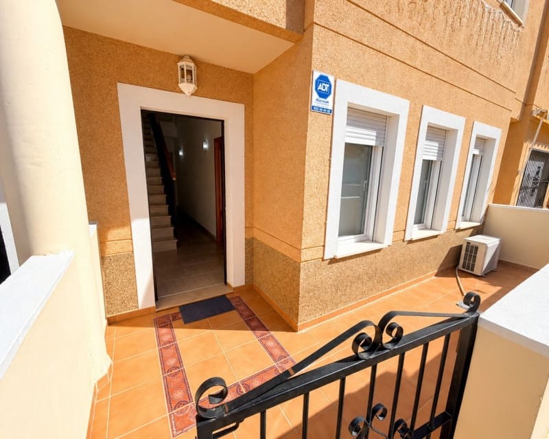 3 slaapkamer Huis te koop in Daya Nueva met garage - € 180.000 (Ref: 10167038)