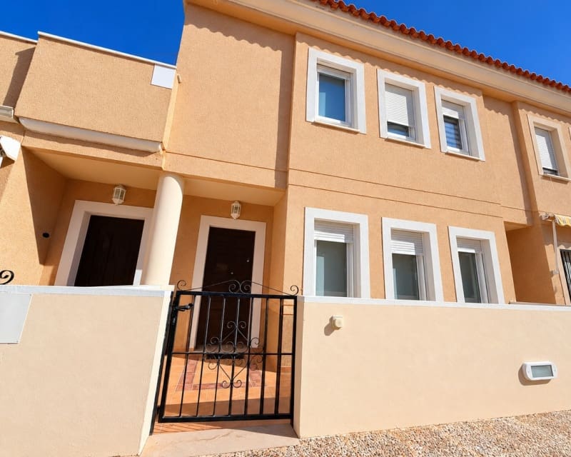 3 slaapkamer Huis te koop in Daya Nueva met garage - € 180.000 (Ref: 10167038)