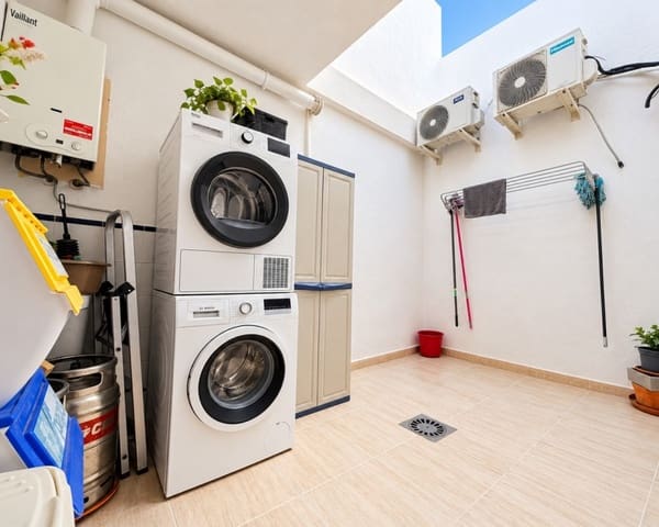 3 slaapkamer Huis te koop in Daya Nueva - € 180.000 (Ref: 10167038)