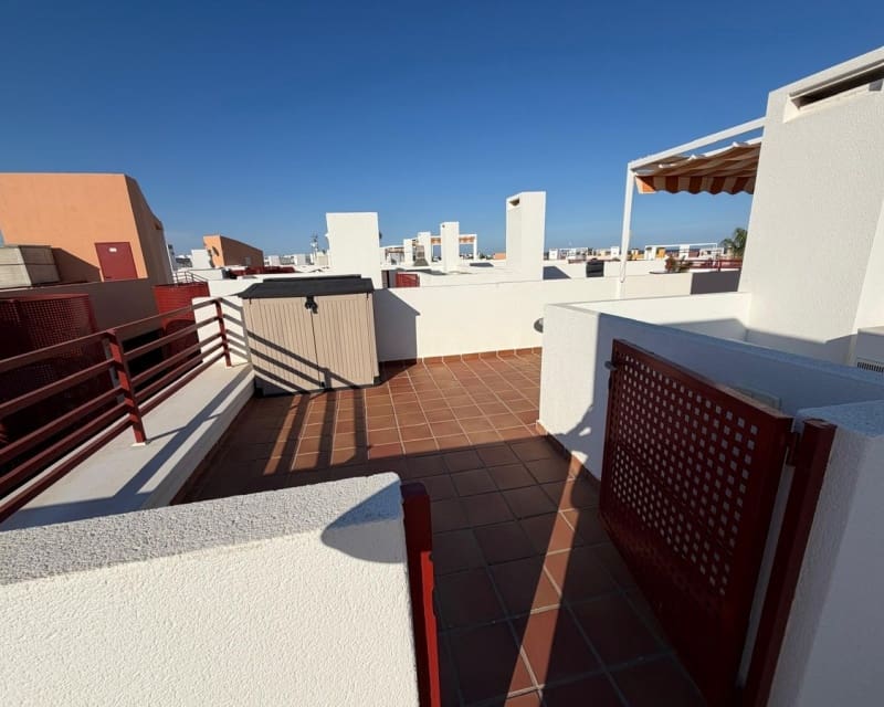 2 soveværelse Lejlighed til salg i Playa Flamenca med swimmingpool garage - € 234.900 (Ref: 10167040)