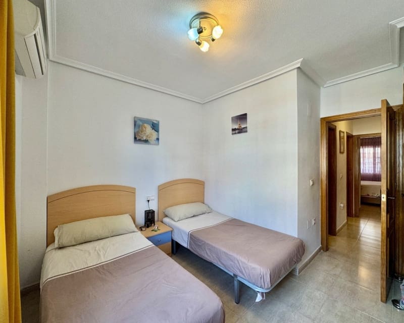 Apartamento de 2 habitaciones en Orihuela Costa en venta con piscina - 190.000 € (Ref: 10167041)