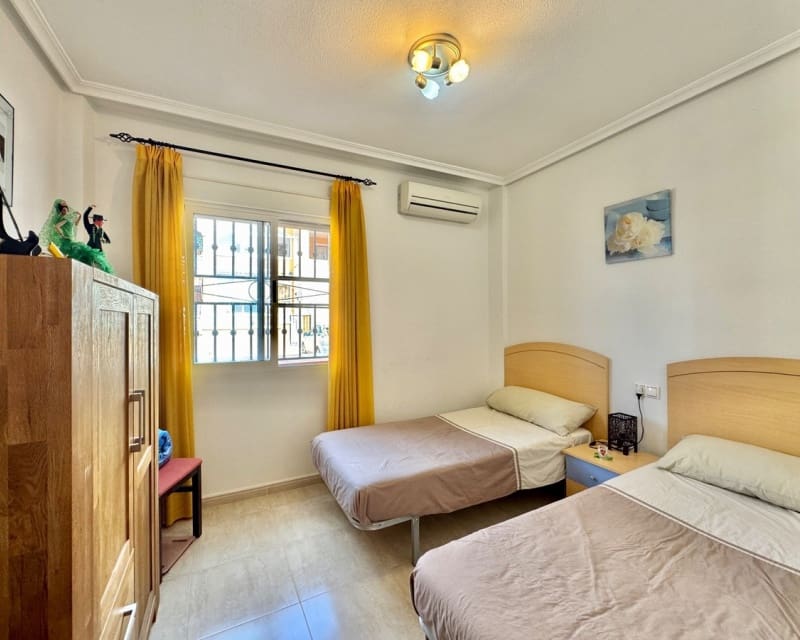 Apartamento de 2 habitaciones en Orihuela Costa en venta con piscina - 190.000 € (Ref: 10167041)