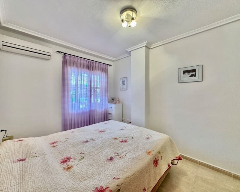 Apartamento de 2 habitaciones en Orihuela Costa en venta con piscina - 190.000 € (Ref: 10167041)