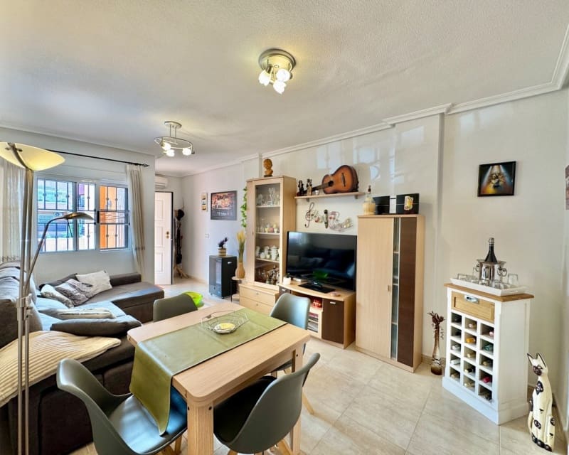Apartamento de 2 habitaciones en Orihuela Costa en venta con piscina - 190.000 € (Ref: 10167041)