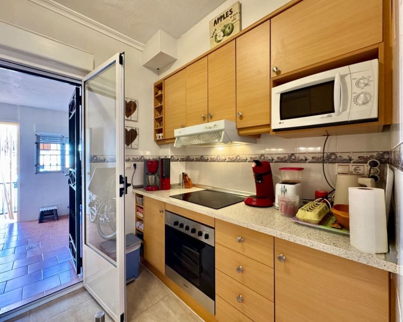 Apartamento de 2 habitaciones en Orihuela Costa en venta con piscina - 190.000 € (Ref: 10167041)