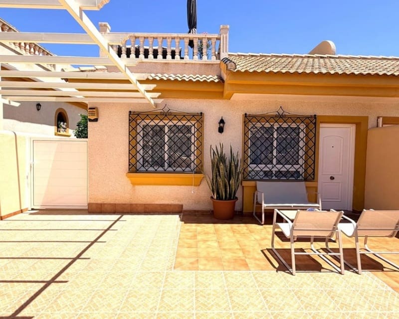 2 sypialnia Willa na sprzedaż w Los Montesinos z basenem garażem - 168 000 € (Ref: 10167042)
