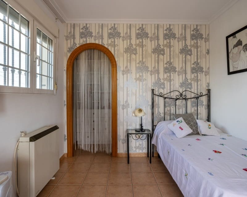 5 Zimmer Villa zu verkaufen in La Hoya mit Pool Garage - 485.000 € (Ref: 10167043)