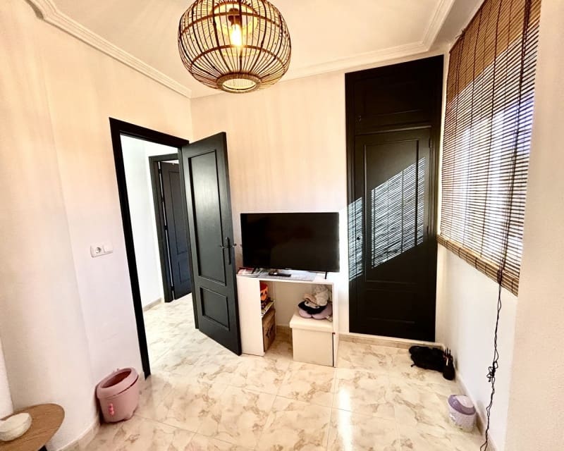 4 sypialnia Willa na sprzedaż w Villamartin z basenem - 429 900 € (Ref: 10167044)