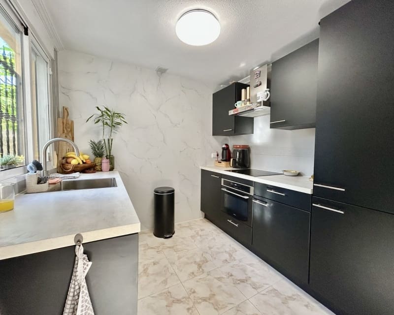 4 sypialnia Willa na sprzedaż w Villamartin z basenem - 429 900 € (Ref: 10167044)