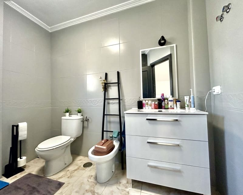 4 sypialnia Willa na sprzedaż w Villamartin z basenem - 429 900 € (Ref: 10167044)
