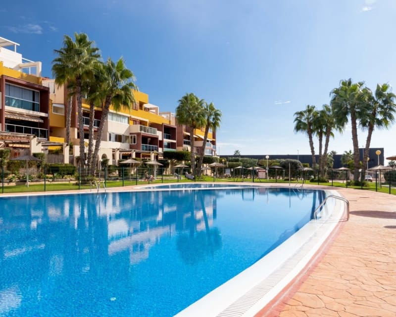 2 sypialnia Apartament na sprzedaż w Playa Flamenca z basenem garażem - 210 000 € (Ref: 10167045)