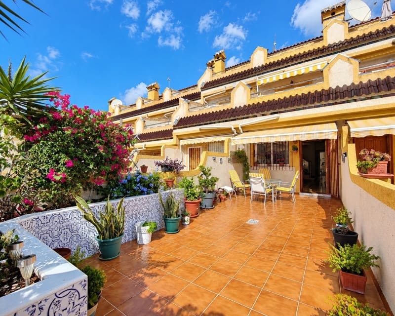 3 bedroom Townhouse for sale in La Florida with pool garage - € 197,950 (Ref: 10167046)
