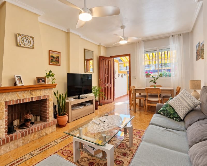 3 bedroom Townhouse for sale in La Florida with pool garage - € 197,950 (Ref: 10167046)