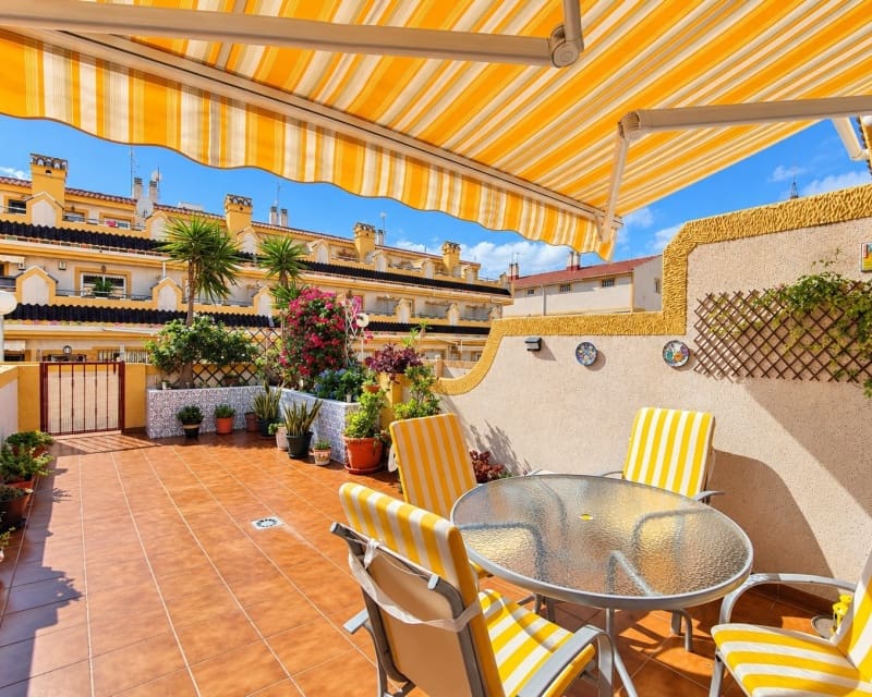 3 bedroom Townhouse for sale in La Florida with pool garage - € 197,950 (Ref: 10167046)
