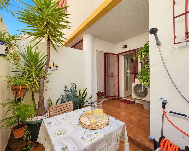 3 bedroom Townhouse for sale in La Florida with pool garage - € 197,950 (Ref: 10167046)