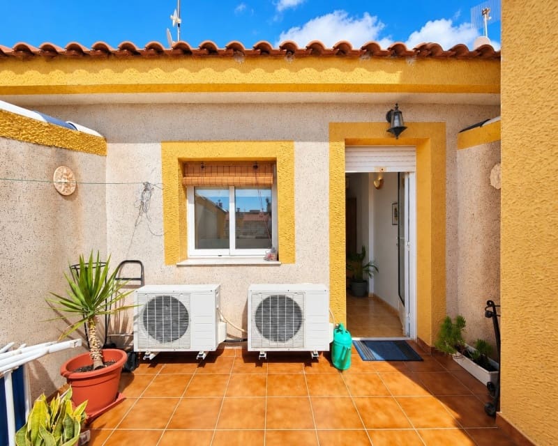3 bedroom Townhouse for sale in La Florida with pool garage - € 197,950 (Ref: 10167046)