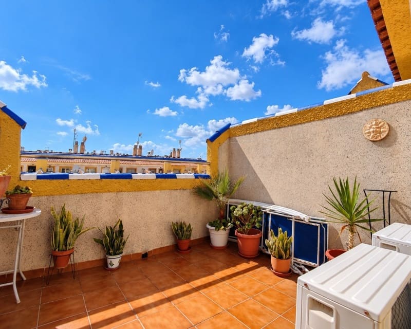 3 bedroom Townhouse for sale in La Florida with pool garage - € 197,950 (Ref: 10167046)