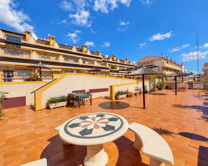 3 bedroom Townhouse for sale in La Florida with pool garage - € 197,950 (Ref: 10167046)