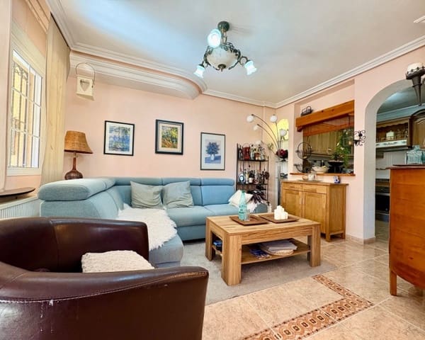 3 soveværelse Villa til salg i Playa Flamenca, Orihuela med swimmingpool - € 225.000 (Ref: 10167048)
