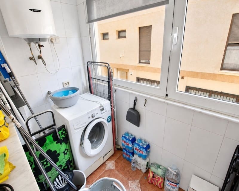 3 soveværelse Byhus til salg i Playa Flamenca med swimmingpool garage - € 269.950 (Ref: 10167049)
