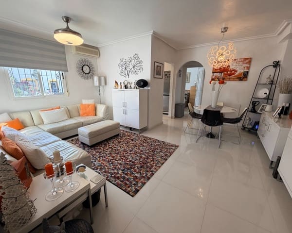 Chalet de 3 habitaciones en Los Montesinos en venta con piscina - 197.900 € (Ref: 10167050)