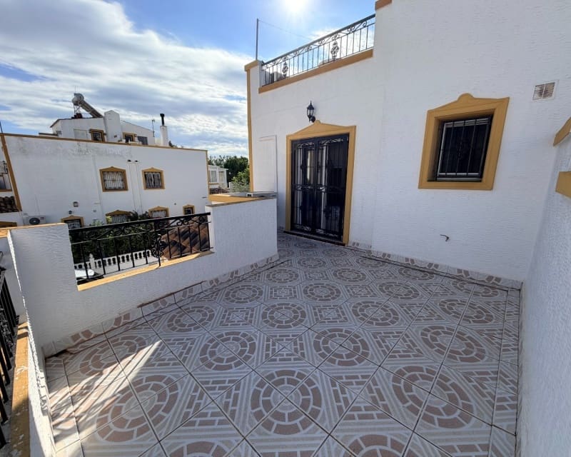 3 sypialnia Willa na sprzedaż w Los Montesinos z basenem - 197 900 € (Ref: 10167050)
